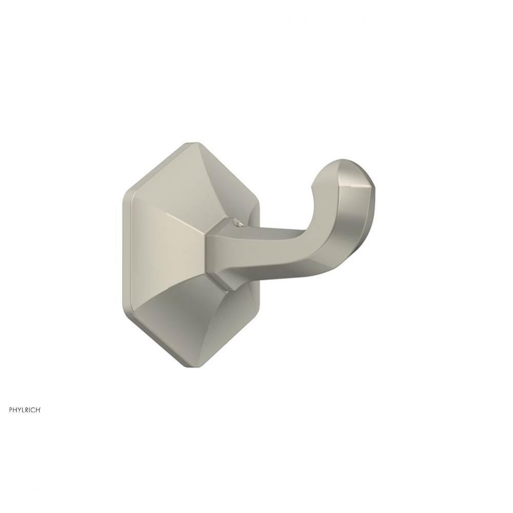 Robe Hook, Le Verre/