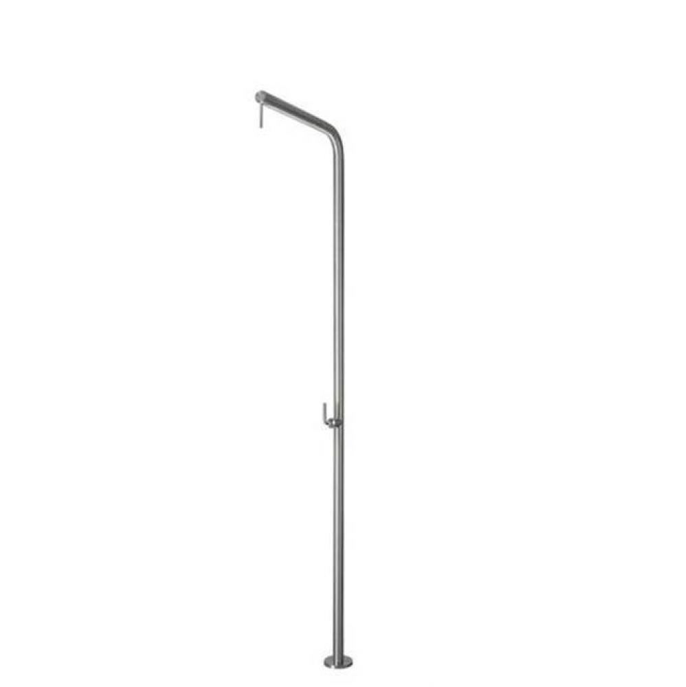 Outdoor freestanding overhead shower column w hydroprogressive mixer