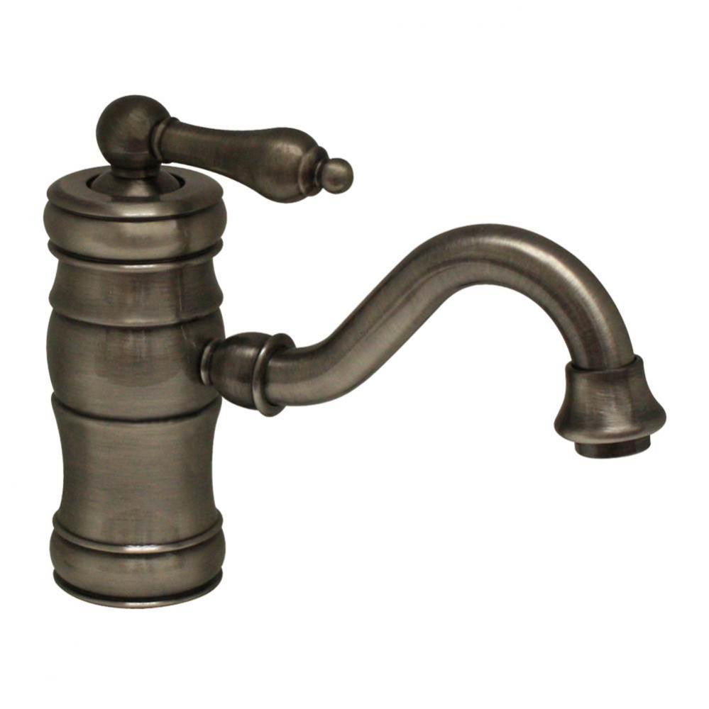 Vintage III Single Hole/Single Lever Lavatory Faucet with Traditional Spout and Pop-up Waste