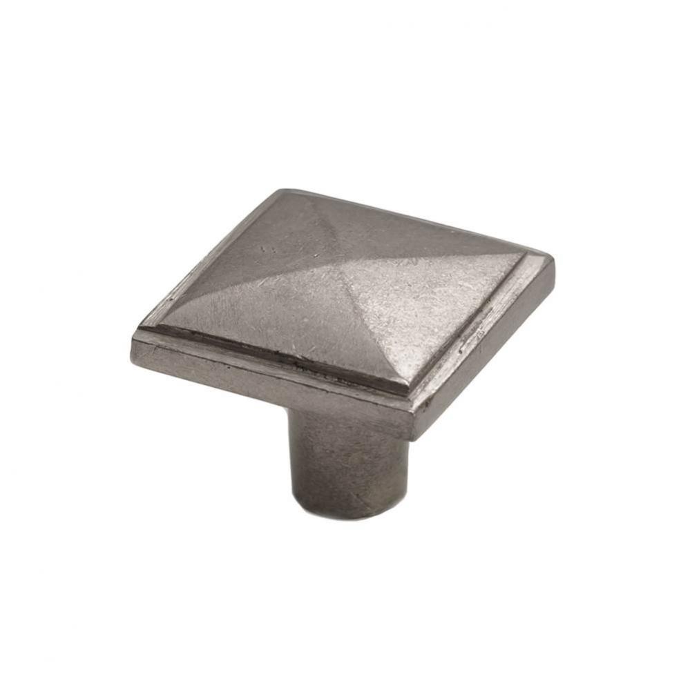 Pyramid Knob, Platinum