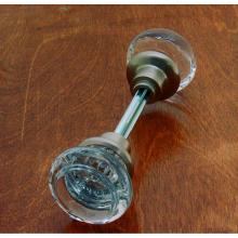 Idh 21301-015 - Round Crystal Knob W/ Solid Brass Shank (Two Knobs W/ Spindle) Satin Nickel