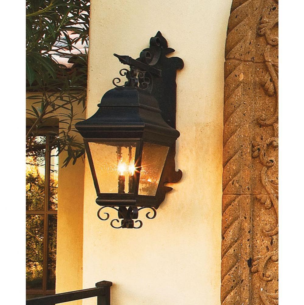 11''W Vincente Lantern Wall