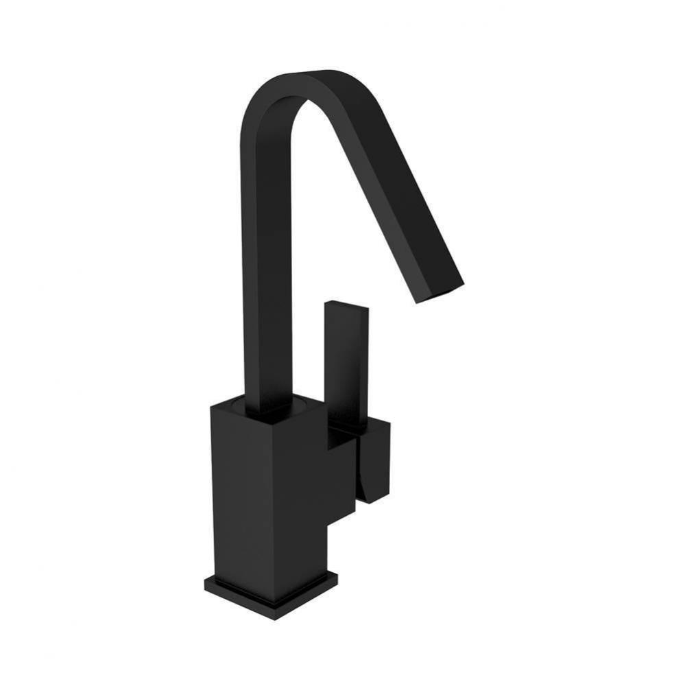 Single hole lavatory faucet, drain included